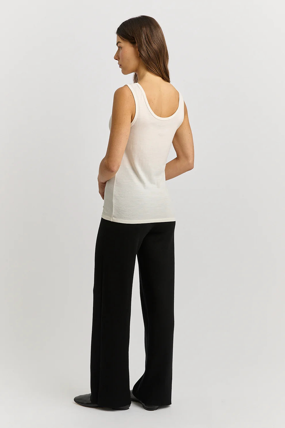 Scoop neck tank