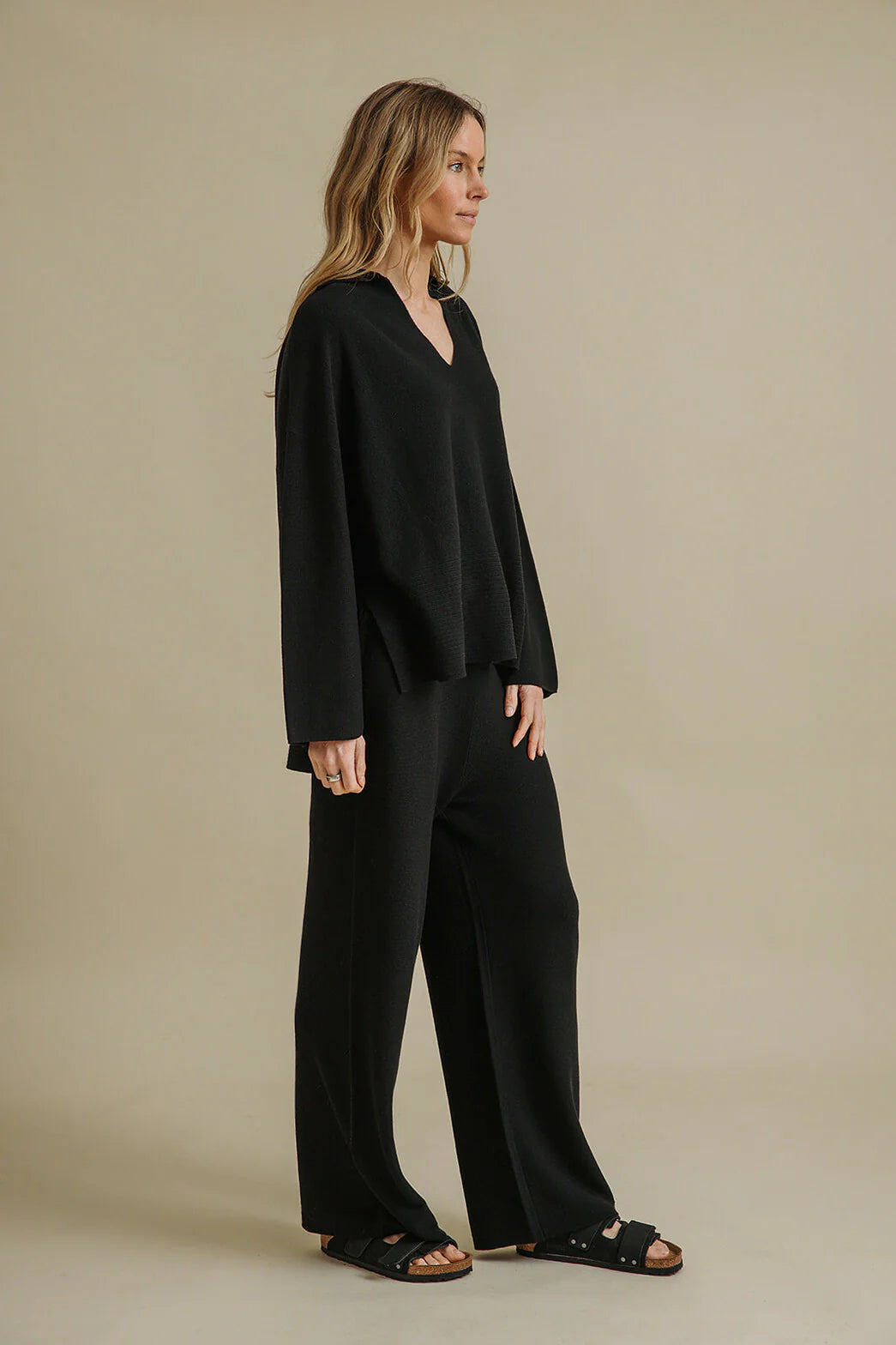 Grace Collard Pullover - Black