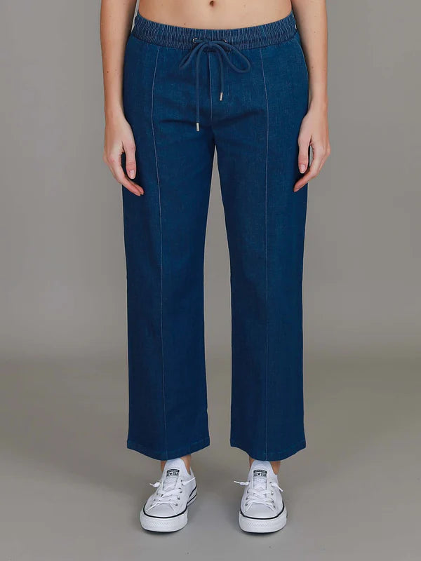 Vogue Jean Jogger - Jean Blue