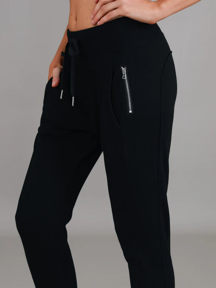 Byron Jogger - Black
