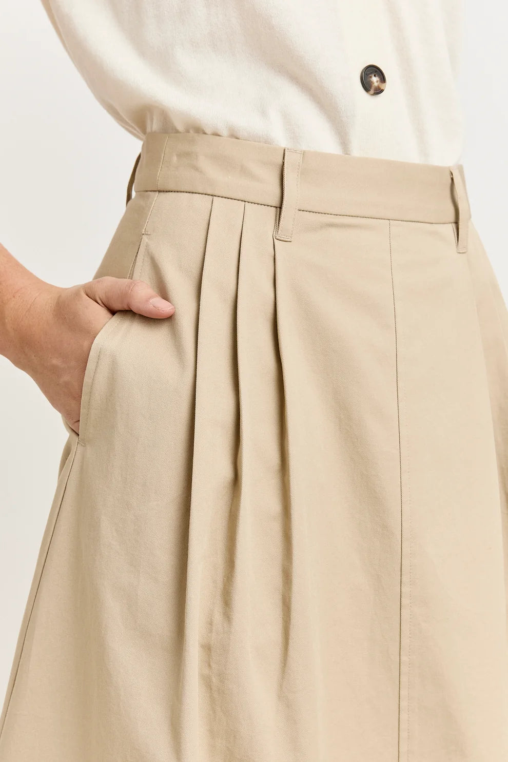 Pleat midi skirt