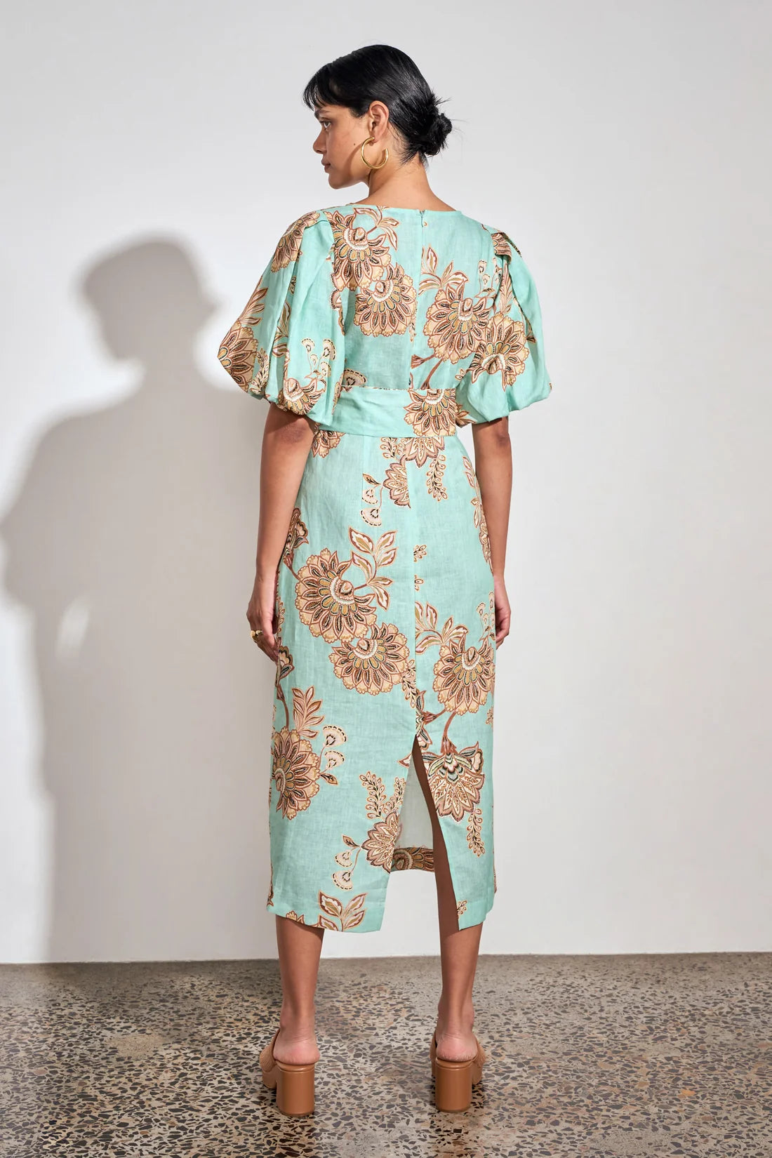 Balloon sleeve dress