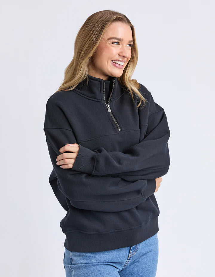 College Zip Crew - Black