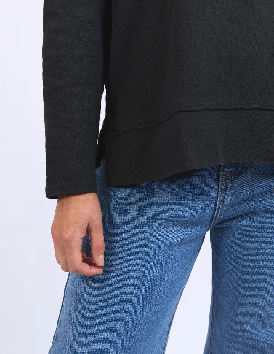 Jayne Throw On Top - Black