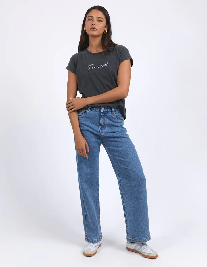 Foxwood Curved hem tee