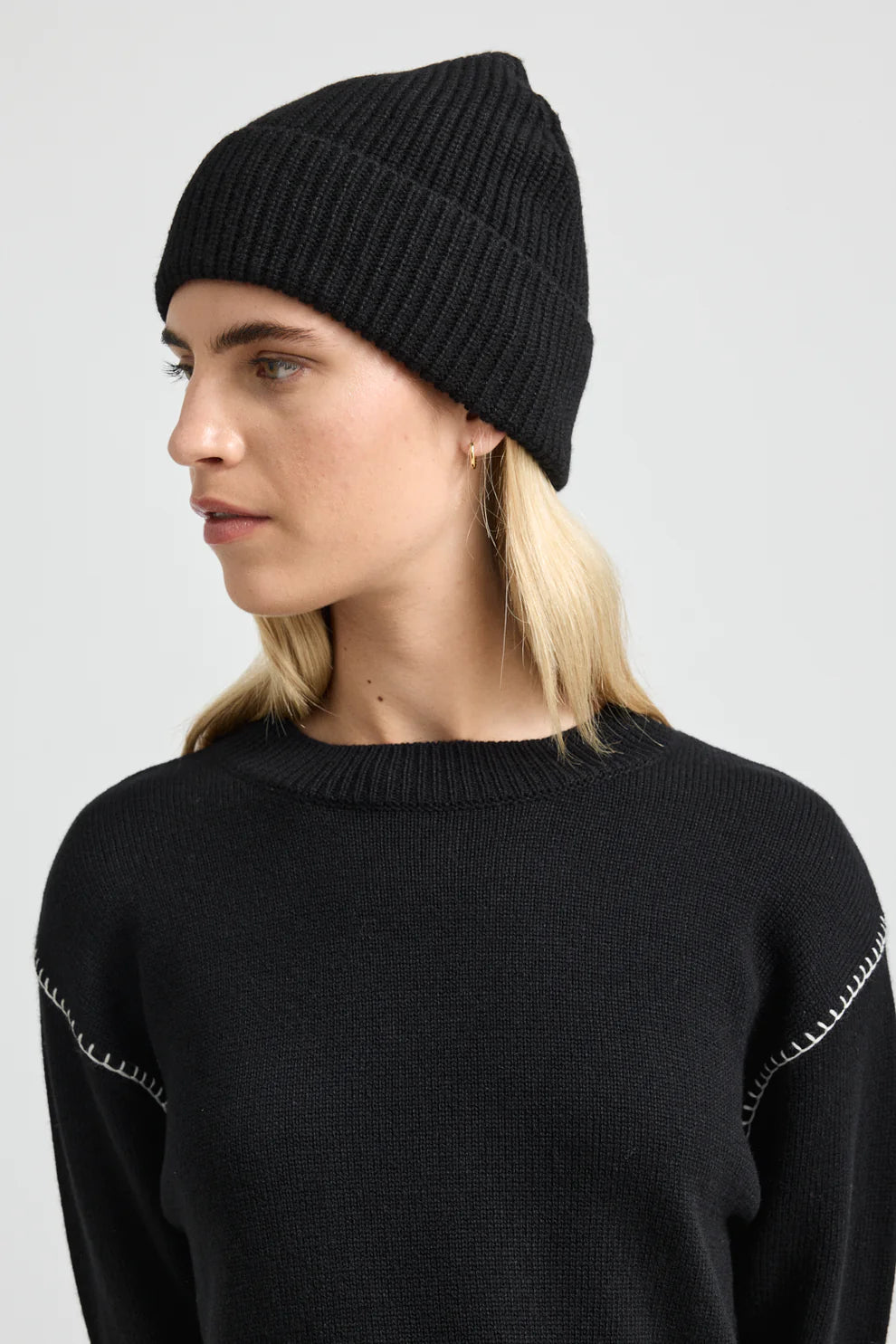 Rib Knit Beanie - Black