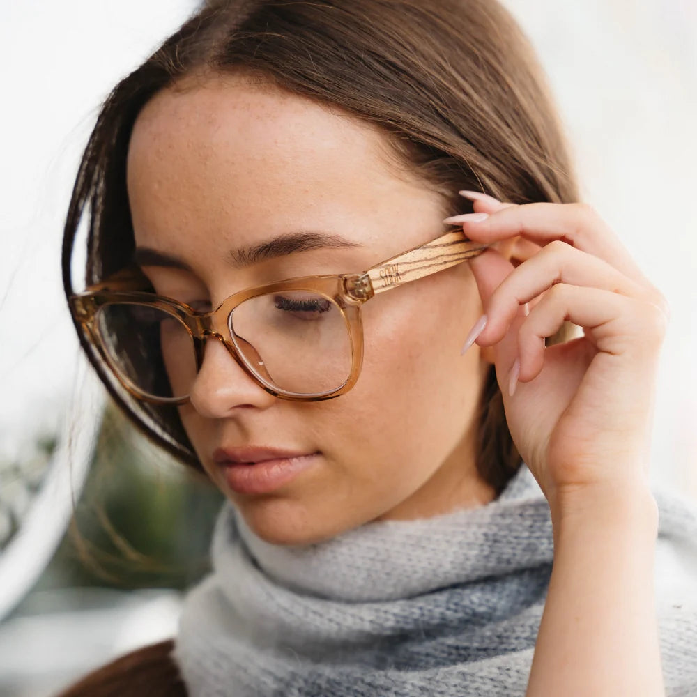 LILA GRACE Magnifying Blue Light Reader 1.5 - Champagne