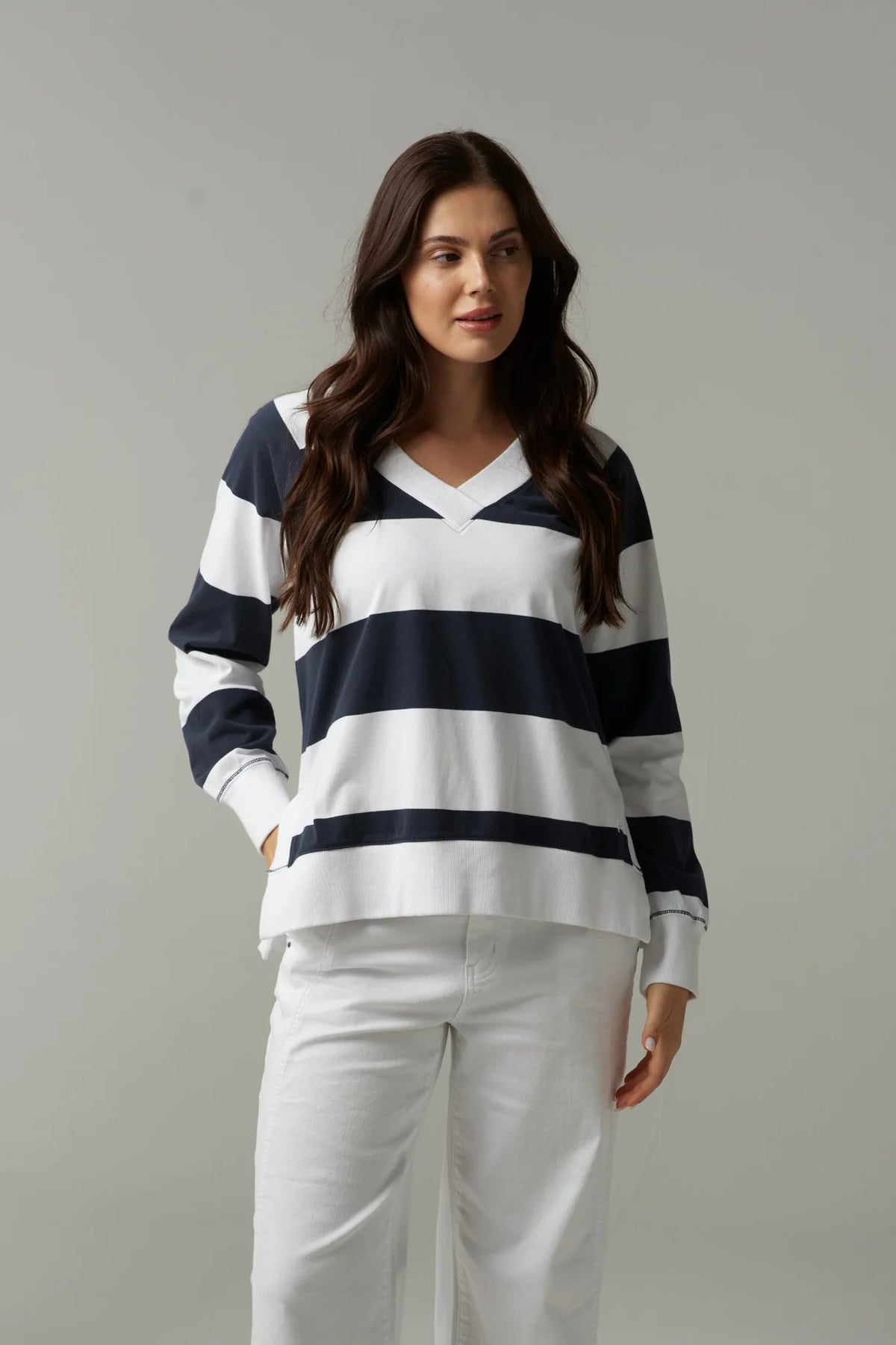 Rugby V Neck Sweater - White/Parisian Navy