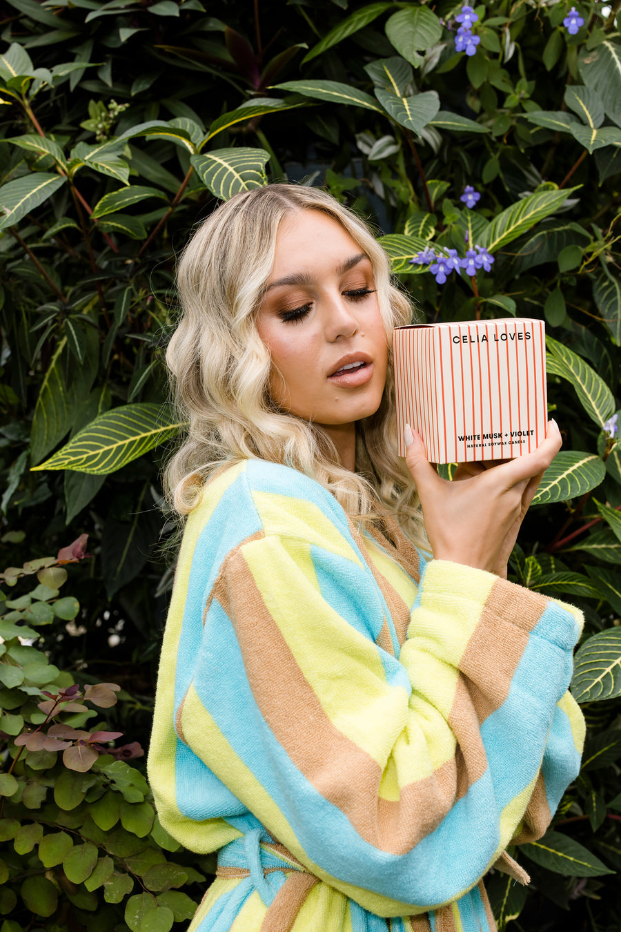 White Musk + Violet Candle
