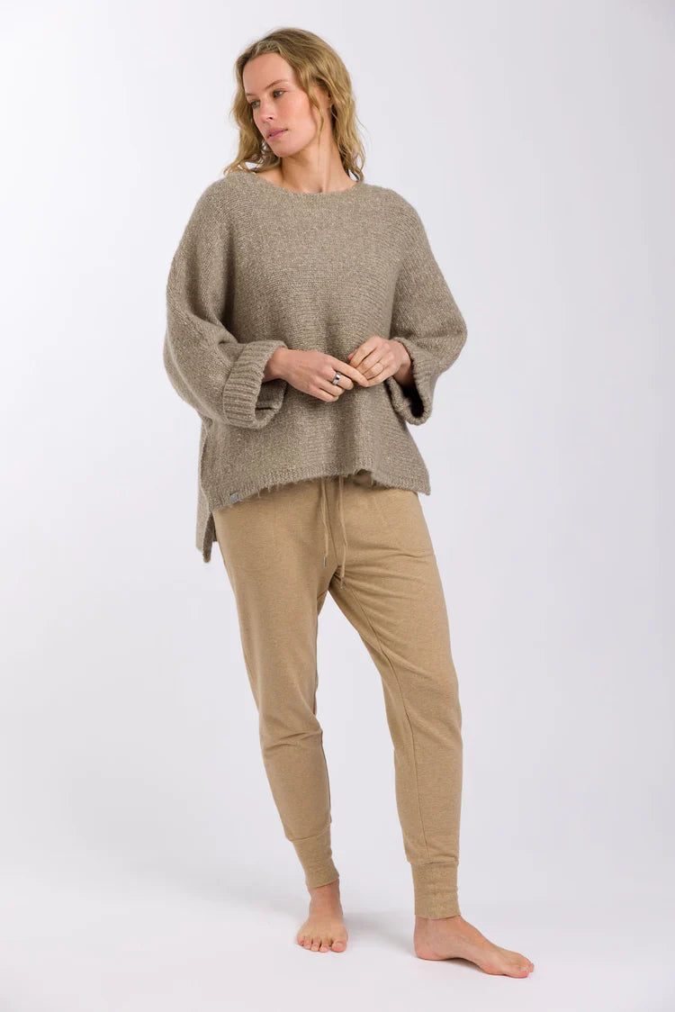 Embrace Pullover - Vintage Khaki