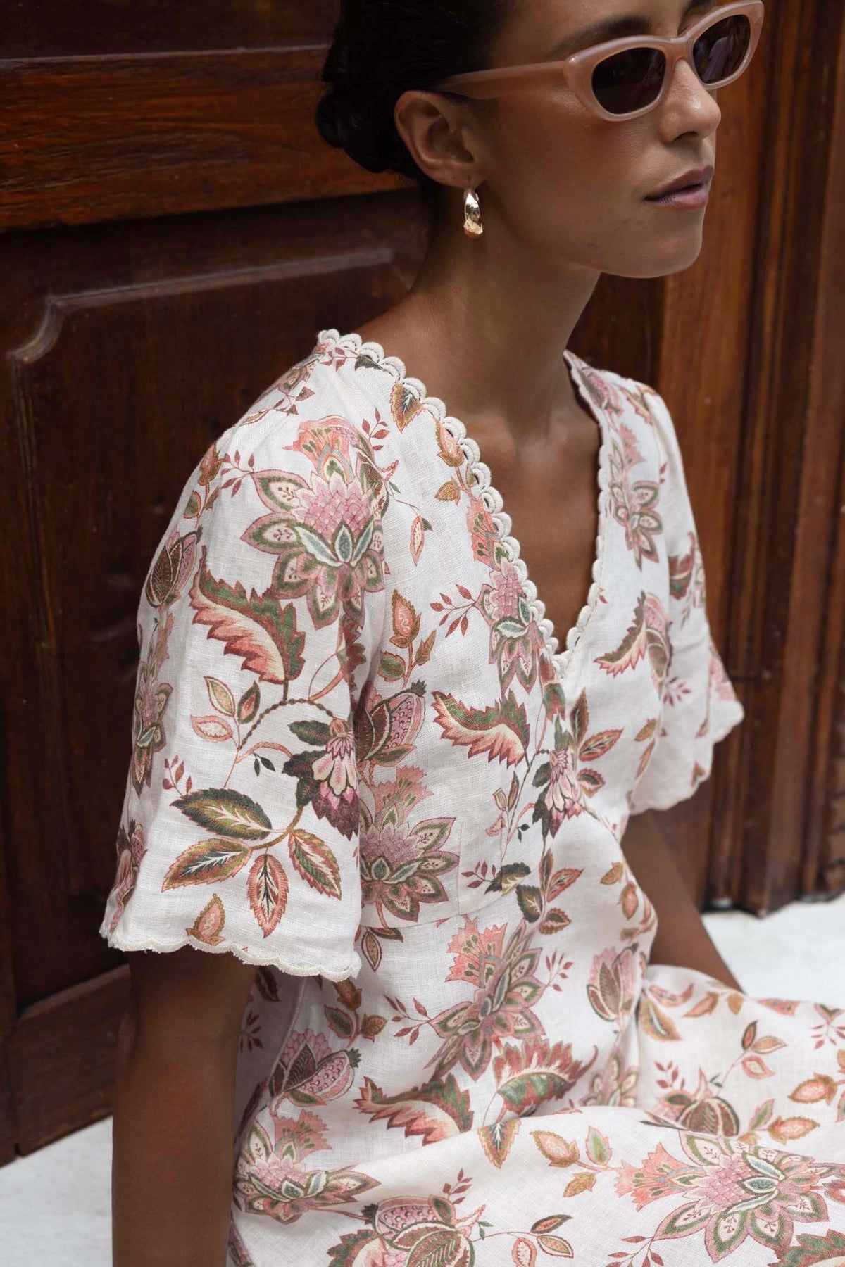 V-neck linen dress