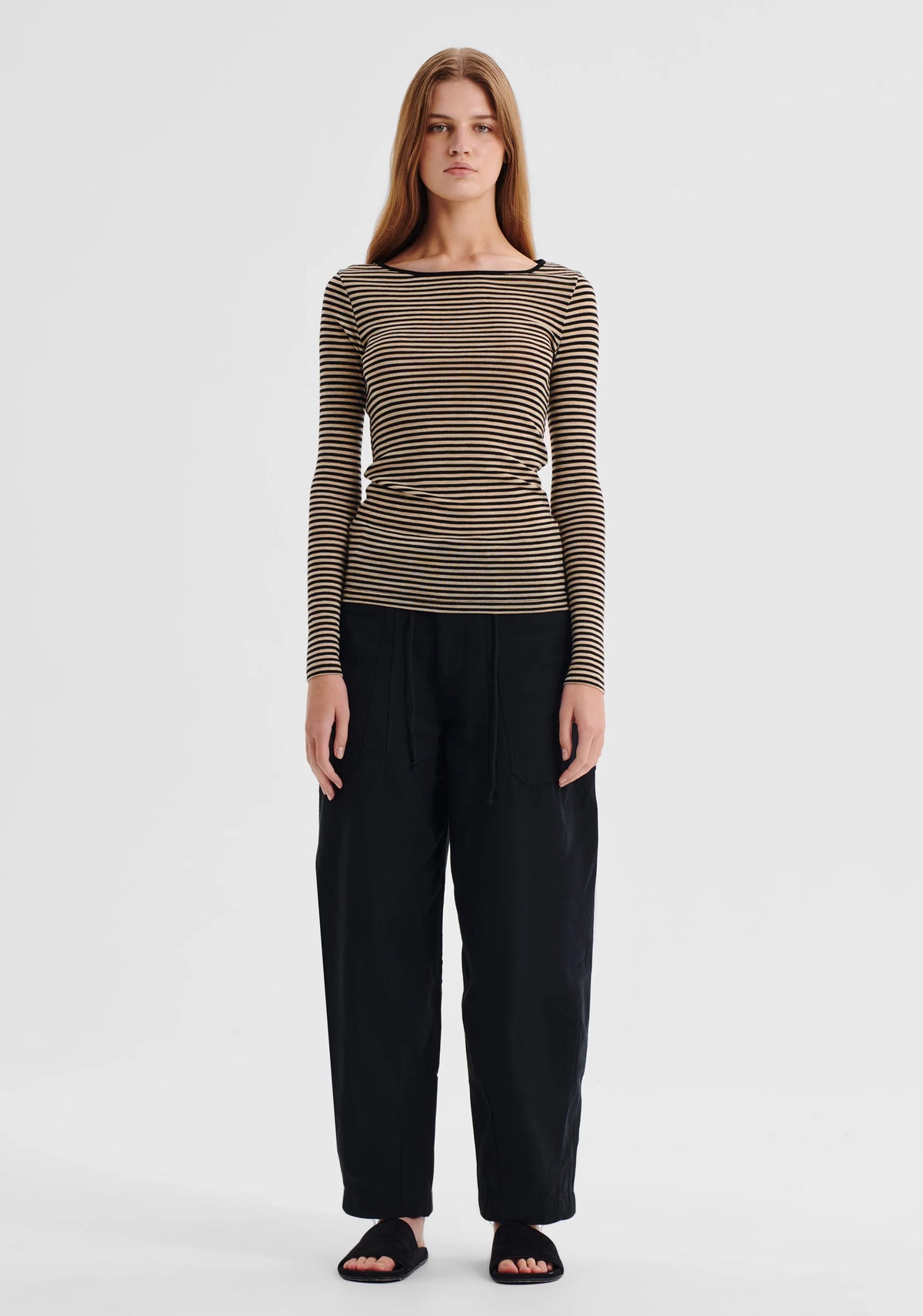 Morri Merino Round Neck - Birch/Black