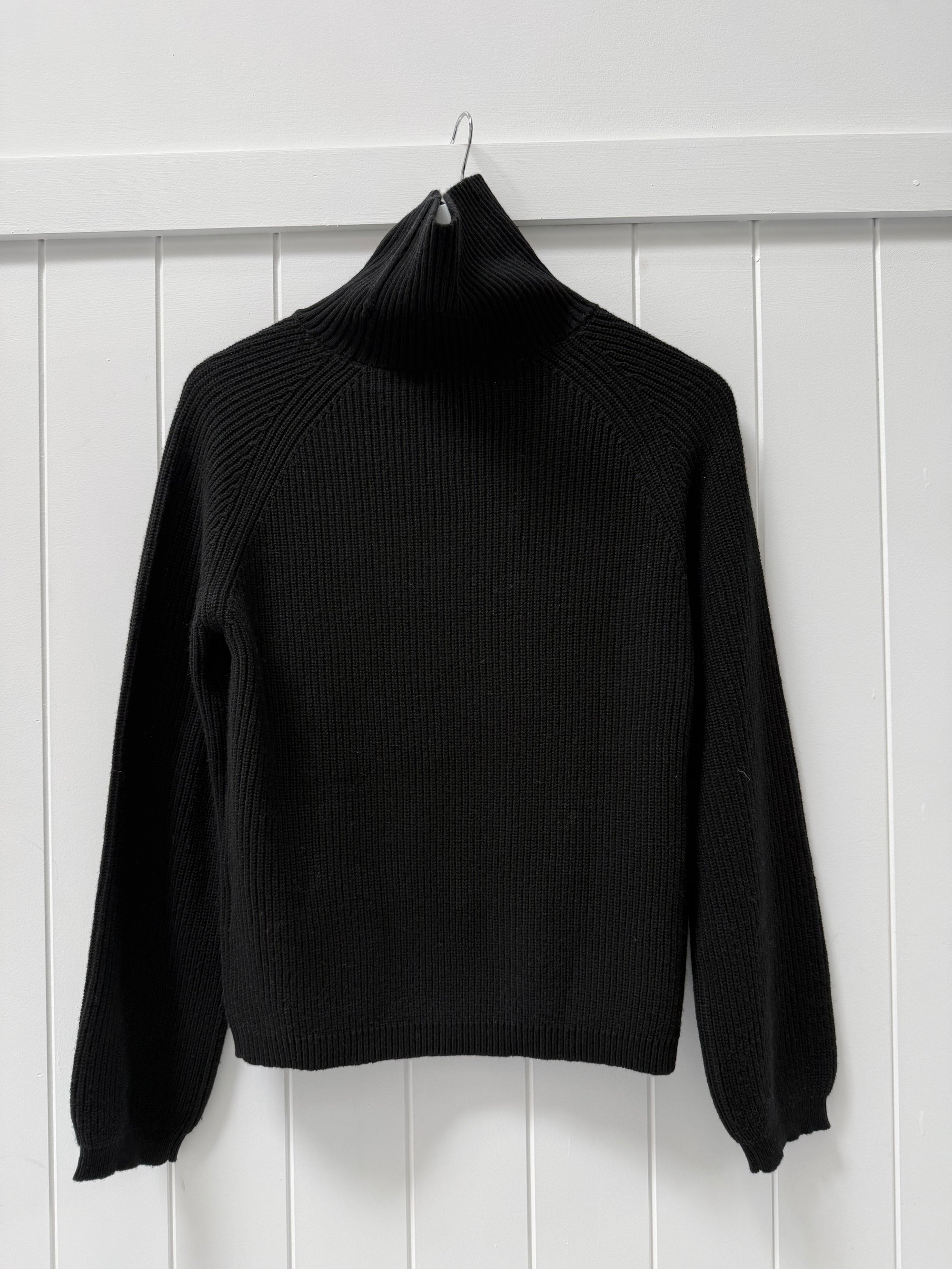 Turtle Neck Raglan Sleeve Jumper - Black Magic