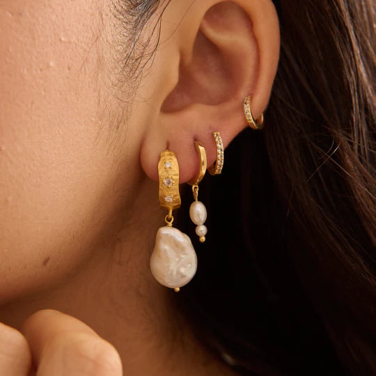 Halcyon Small Pearl Earrings