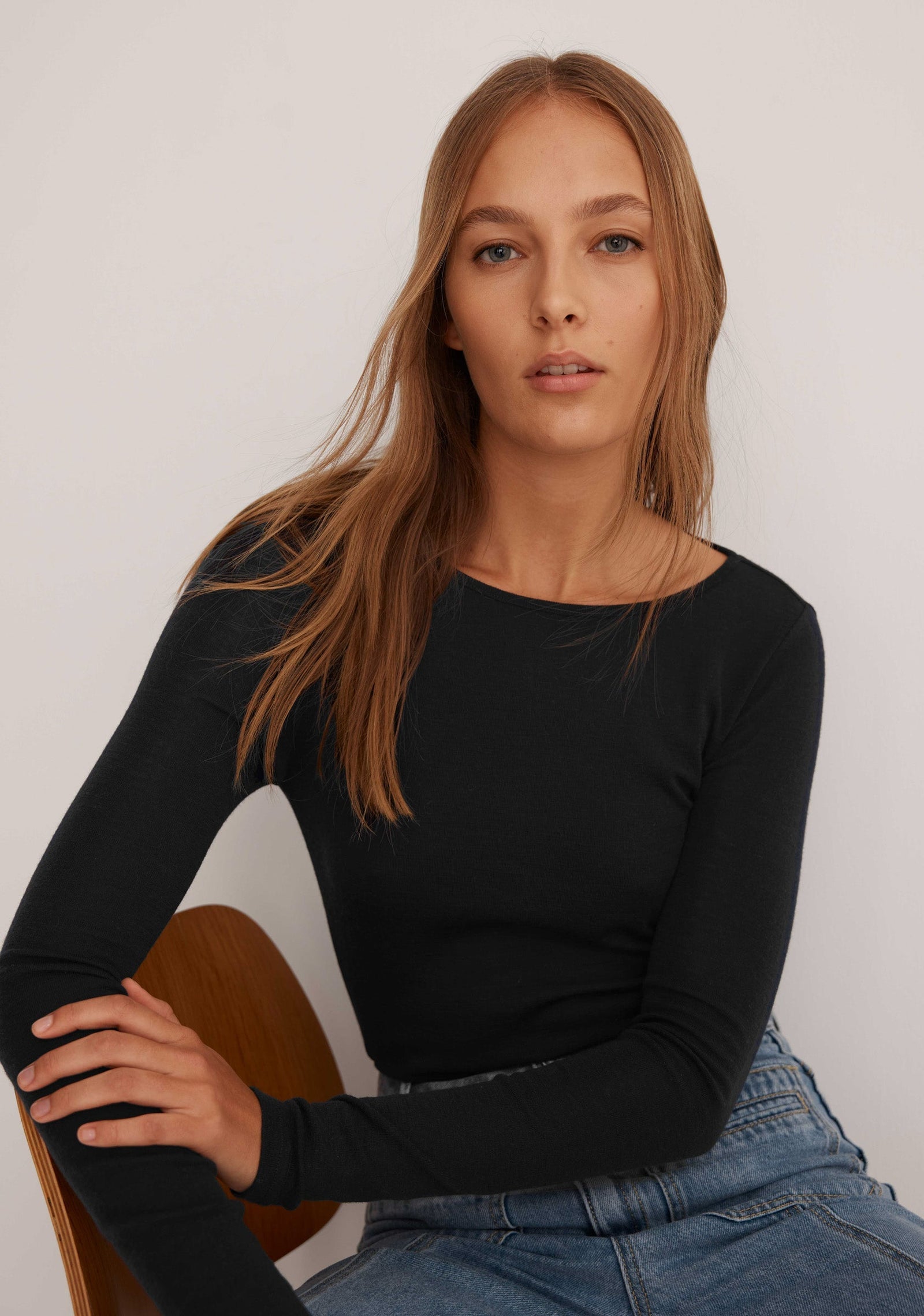 Morri Merino Round Neck - Black