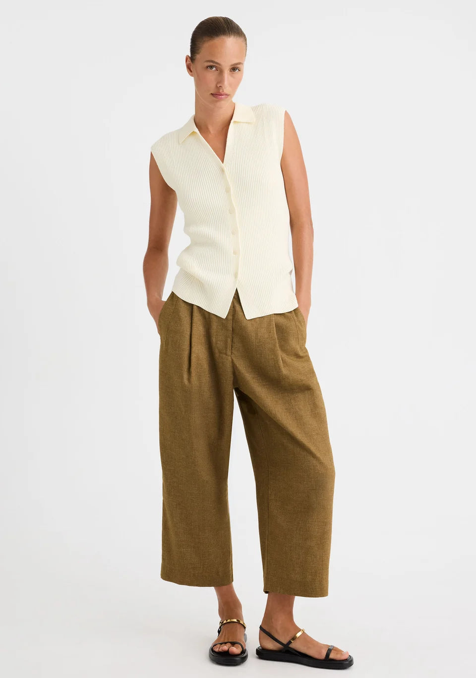 Green barrel leg pant