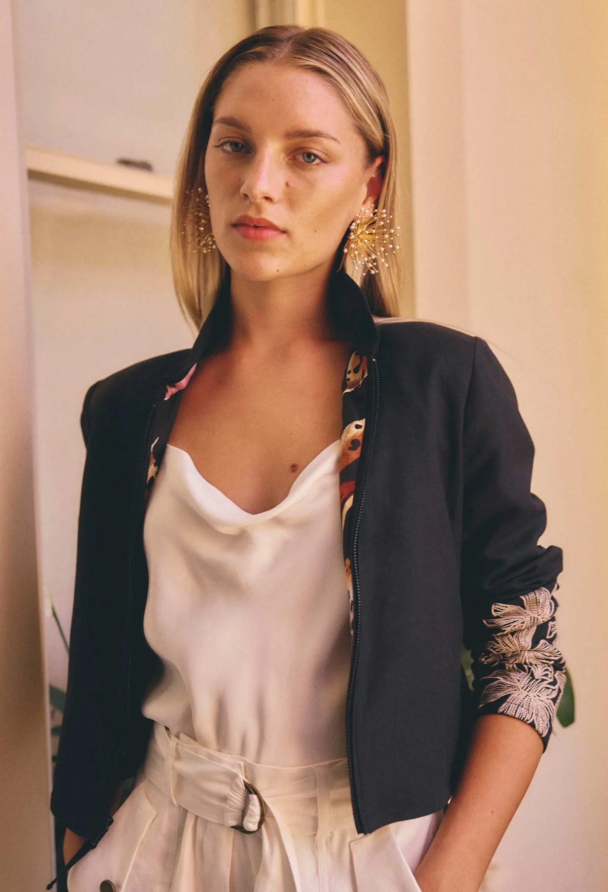 Cropped linen jacket