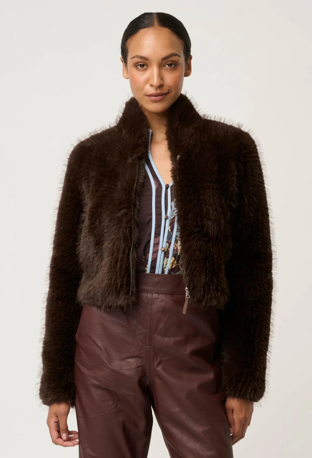 Cropped faux fur jacket