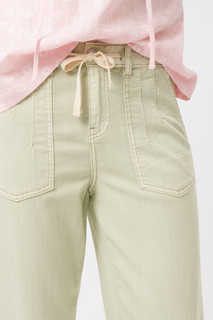 Sofia Pant - Pistachio Green