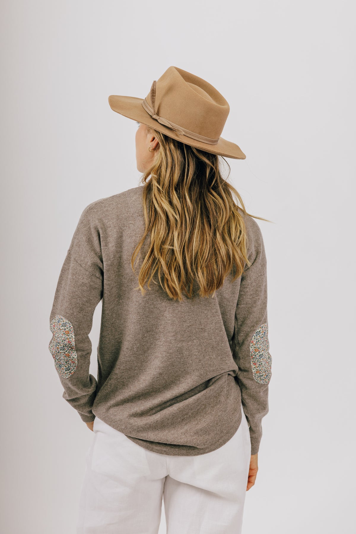 Swing Crew Knit w Liberty Patches - Brown