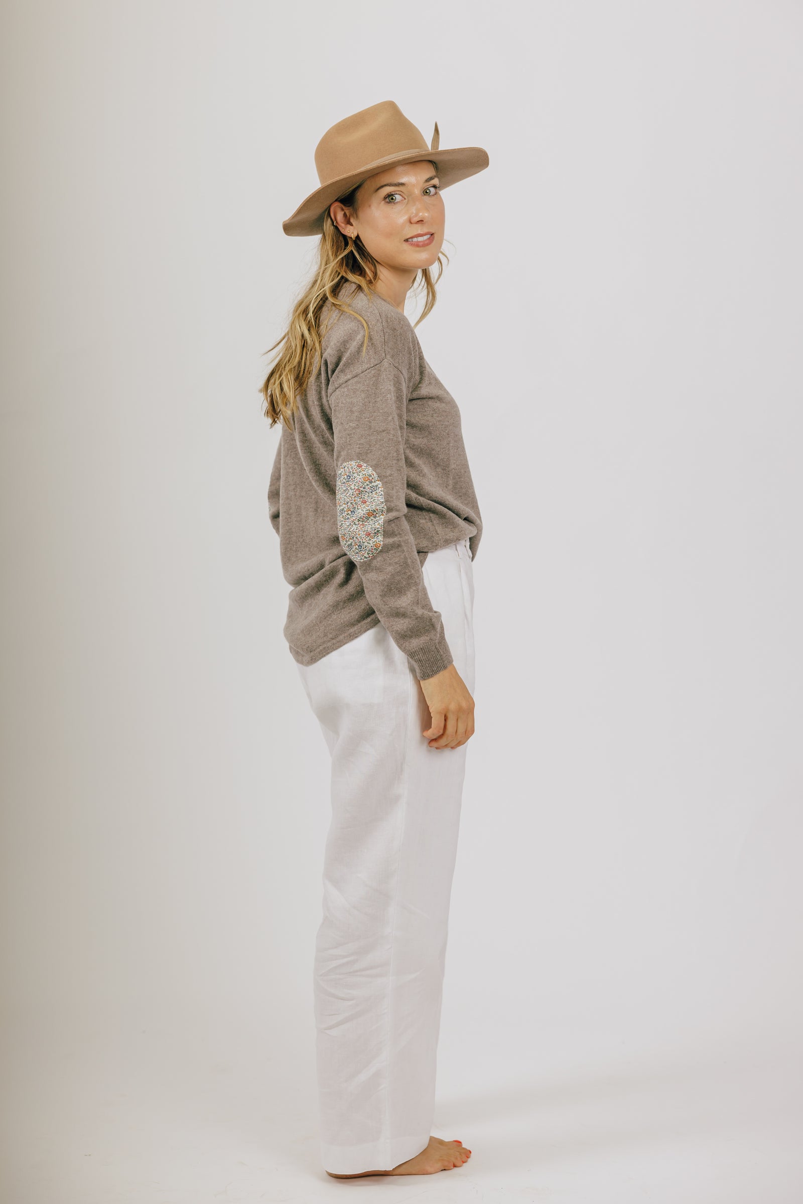 bow and arrow  brown patch  knit jumper