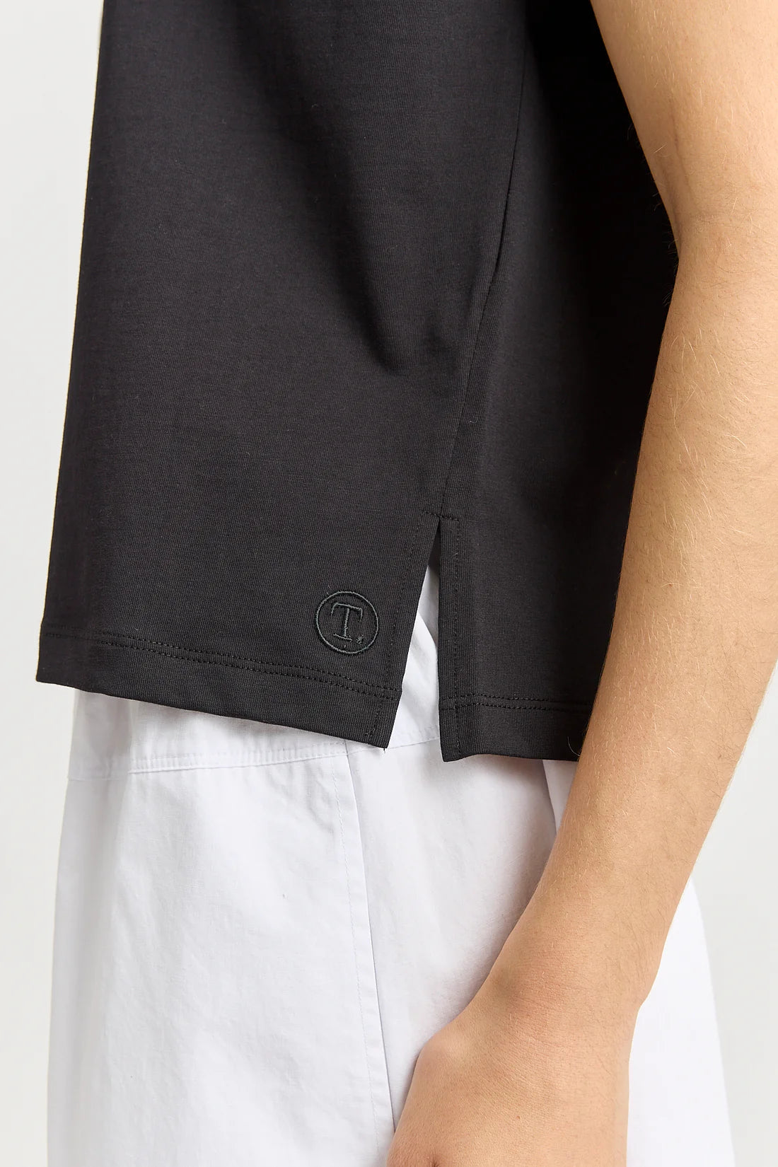 Crew Neck Tank - Black