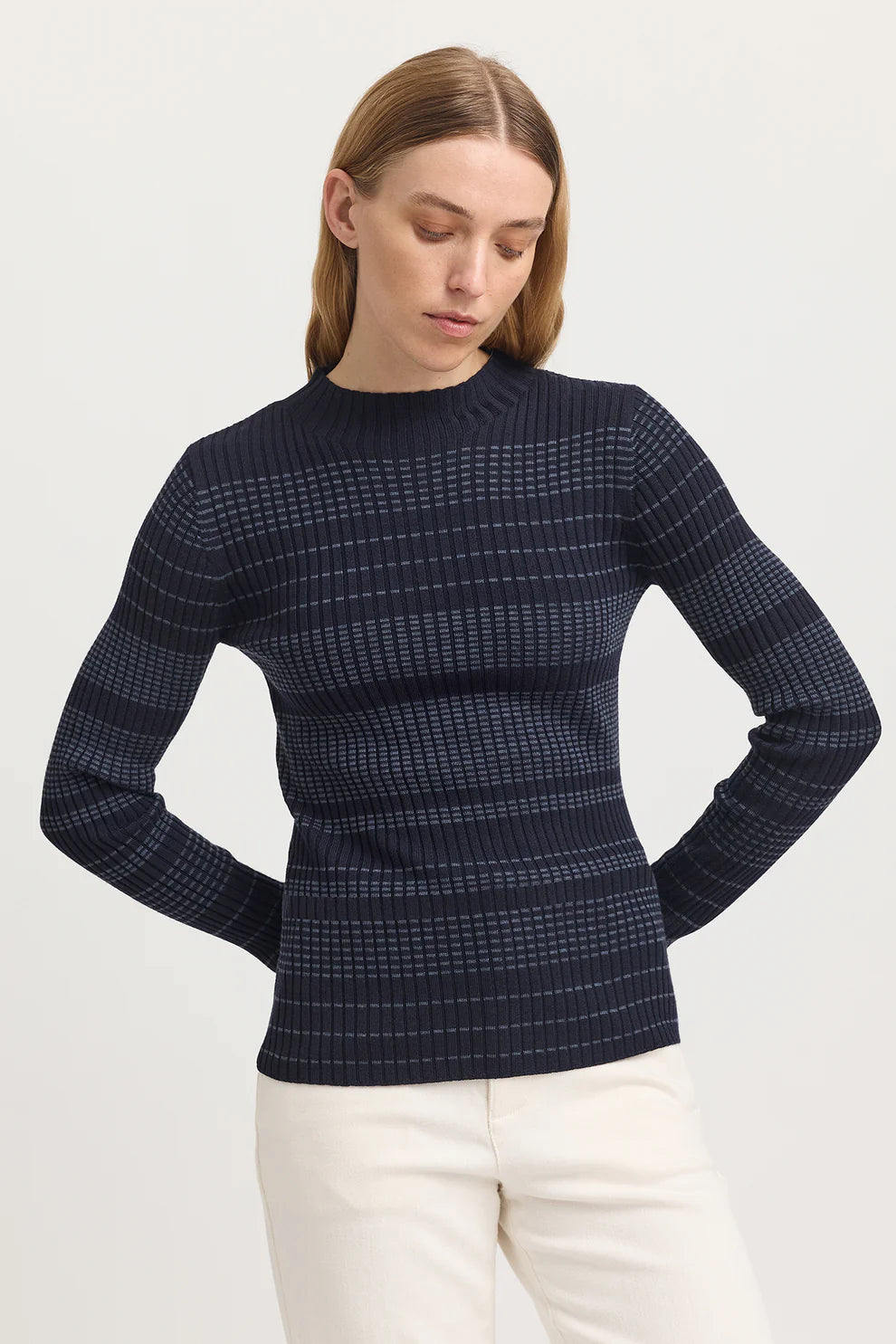 Gradient Stripe Funnel