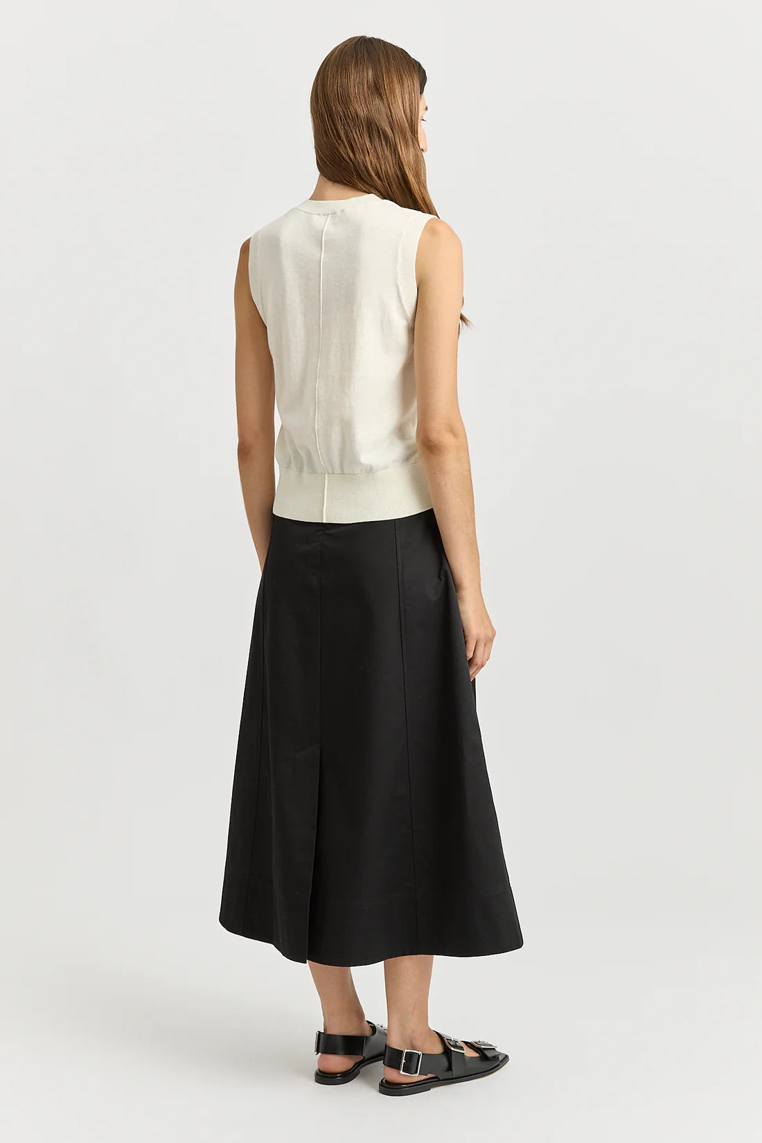 Fine Button Tank - White