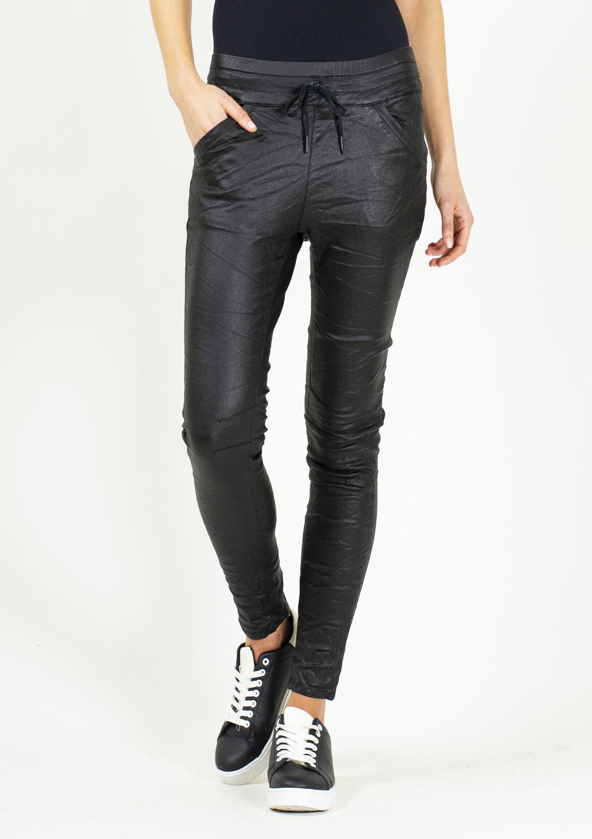 Bianco Silverbell Coated Pant - Black