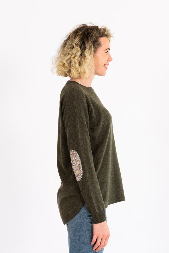 Swing Crew Knit w Katie & Millie print - Khaki