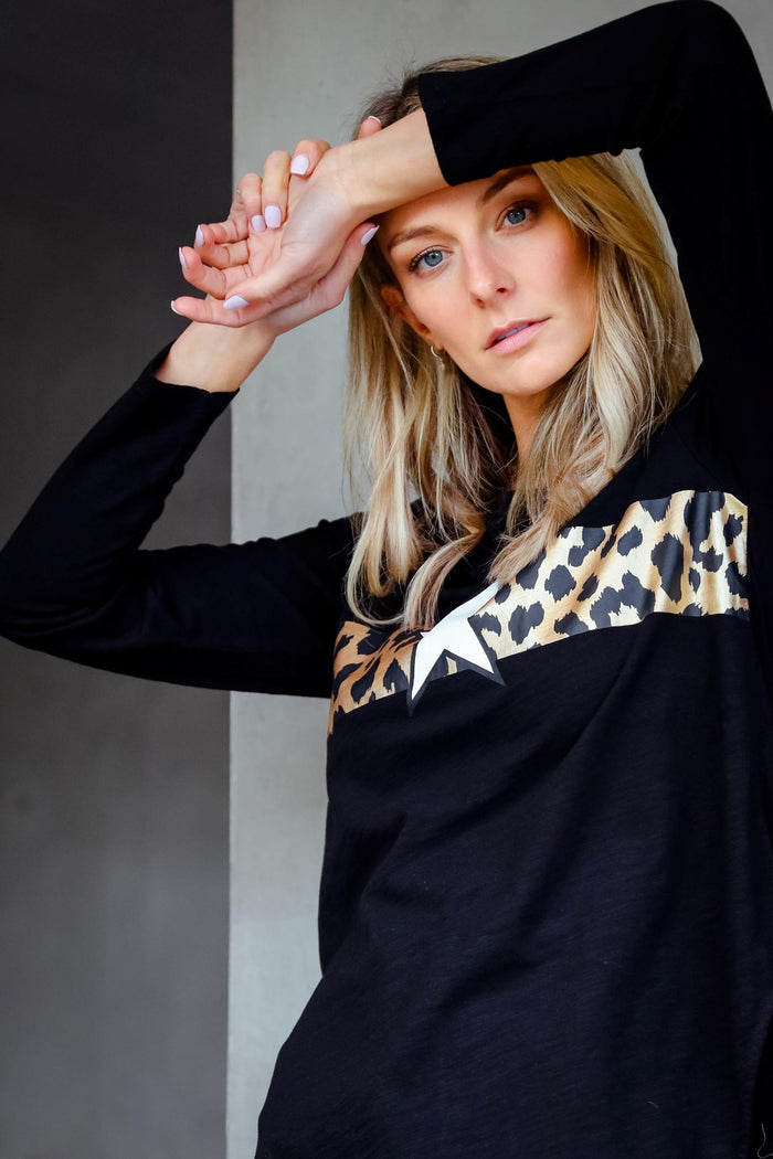 Roxanne Leopard Star LS Tee - Black