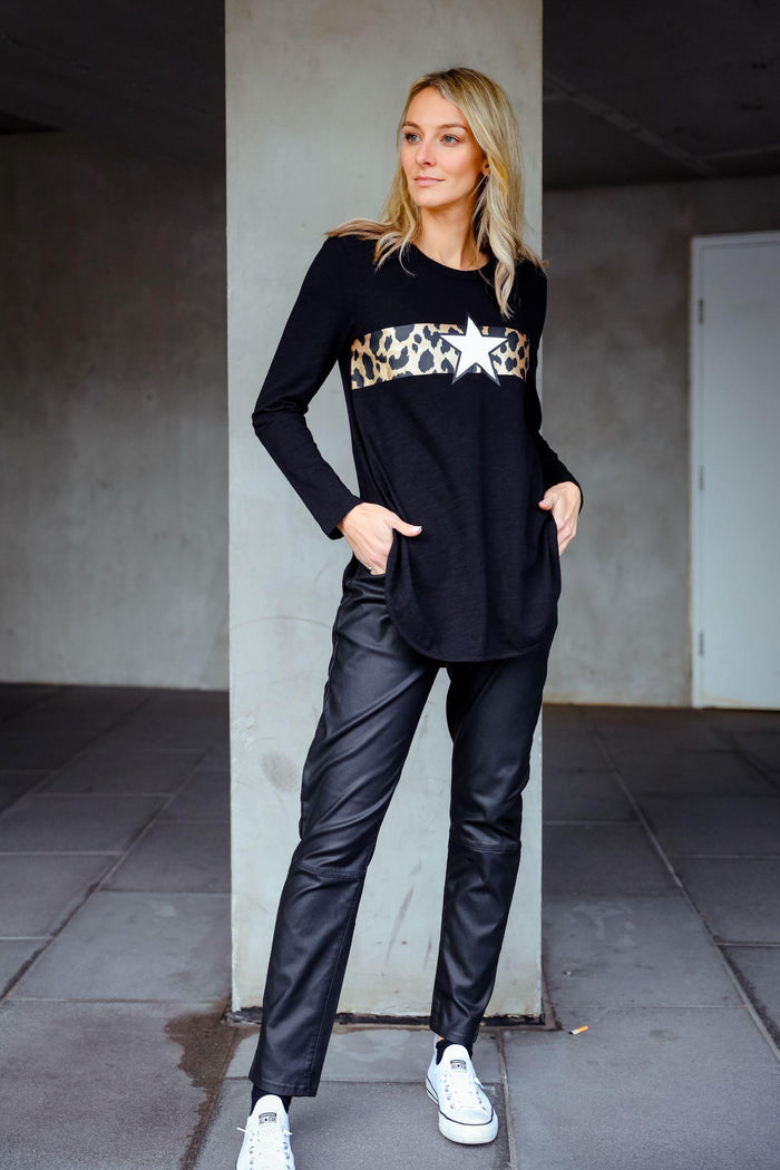Roxanne Leopard Star LS Tee - Black